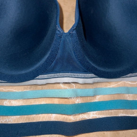 VS PINK Tshirt Demi Lined Bra Blue Striped Size 32 D - Picture 4 of 5